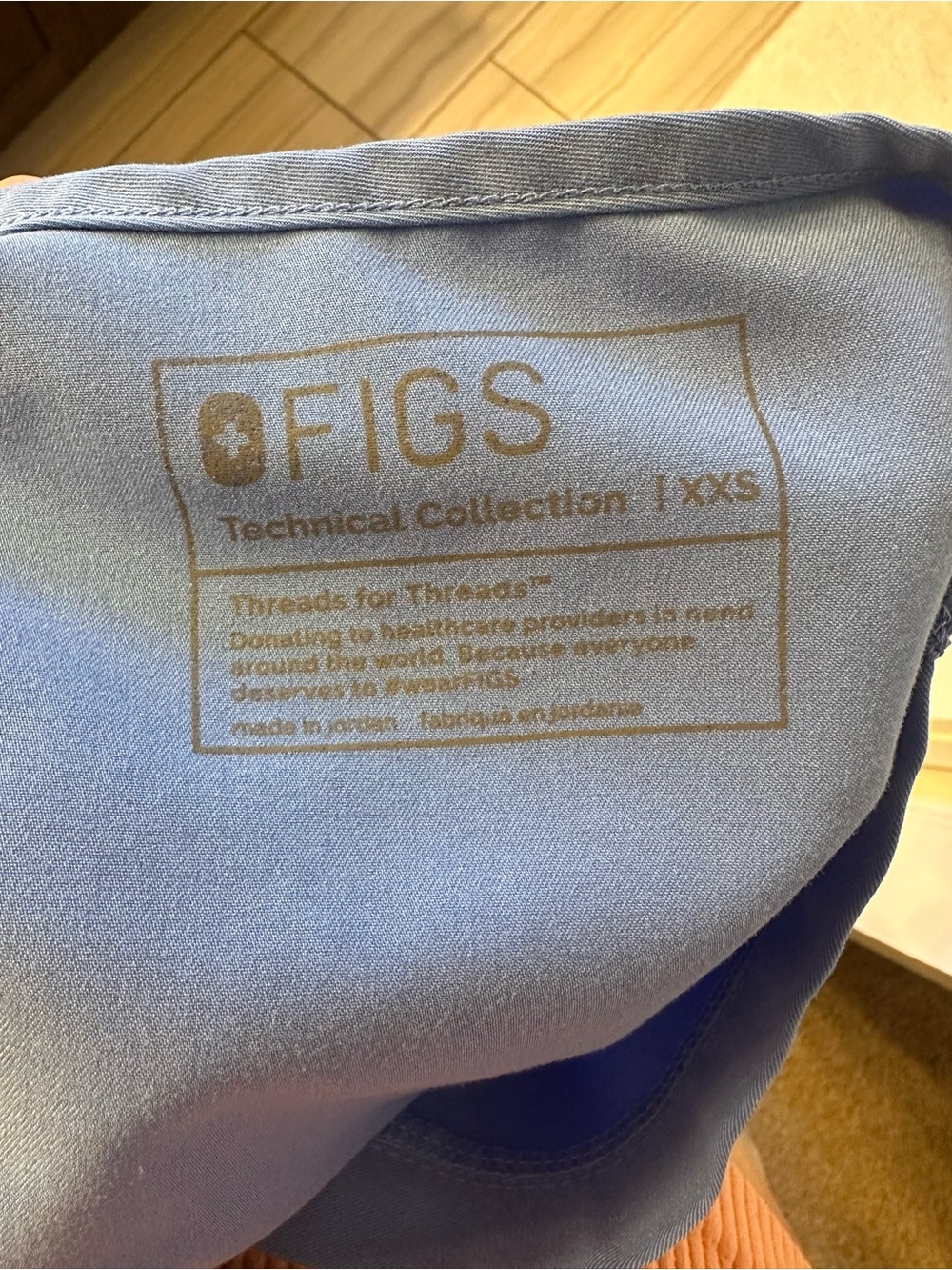 Figs Ceil Blue Scrub Top and Pants Set - Picture 5 of 9